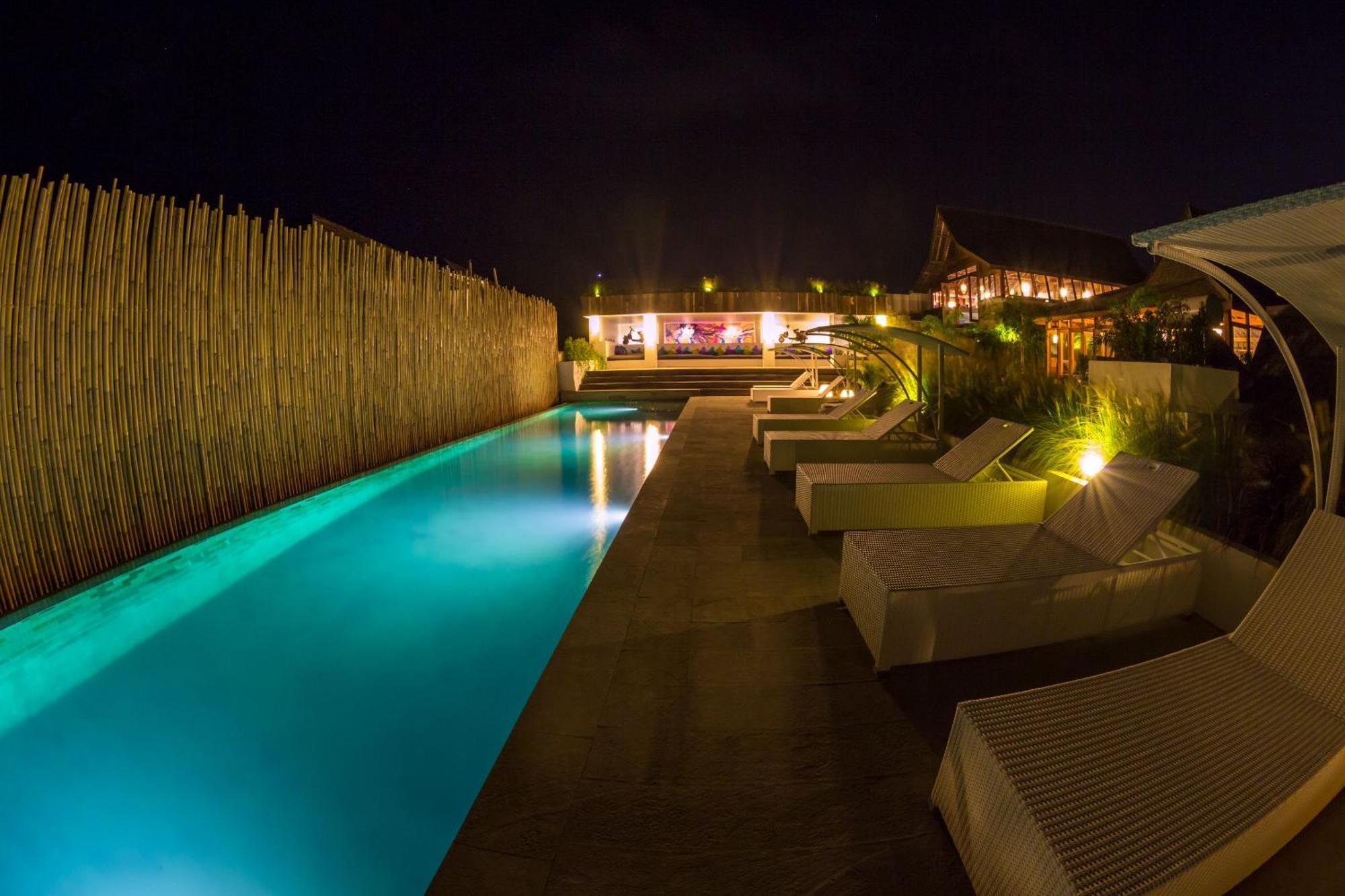 Salty Breeze Bali Hotel Ungasan  Ngoại thất bức ảnh